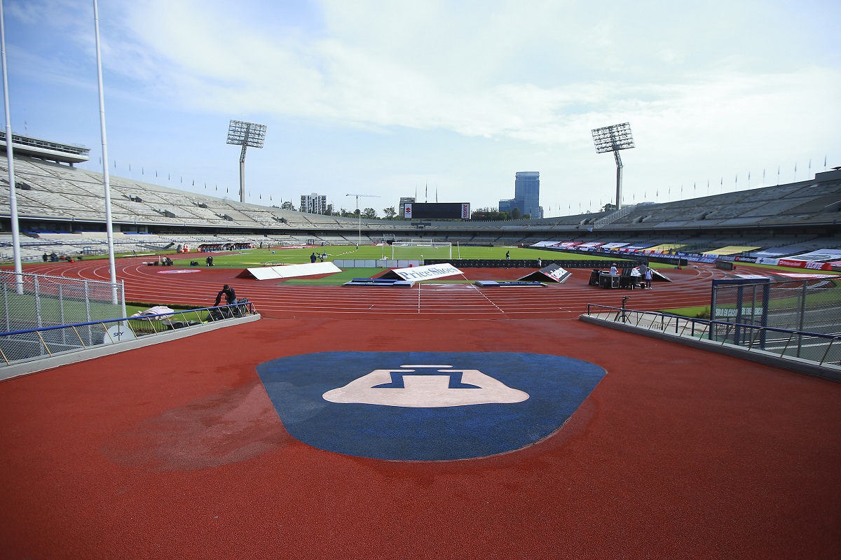 Escudo de Pumas en el Estadio Olímpico Universitario (Imago7)