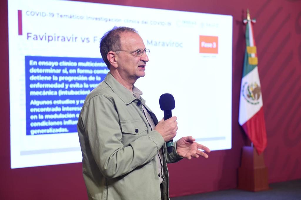 Simón Kawa Karasik, director general de los CINS en la conferencia vespertina del 2 de agosto. (Especial)