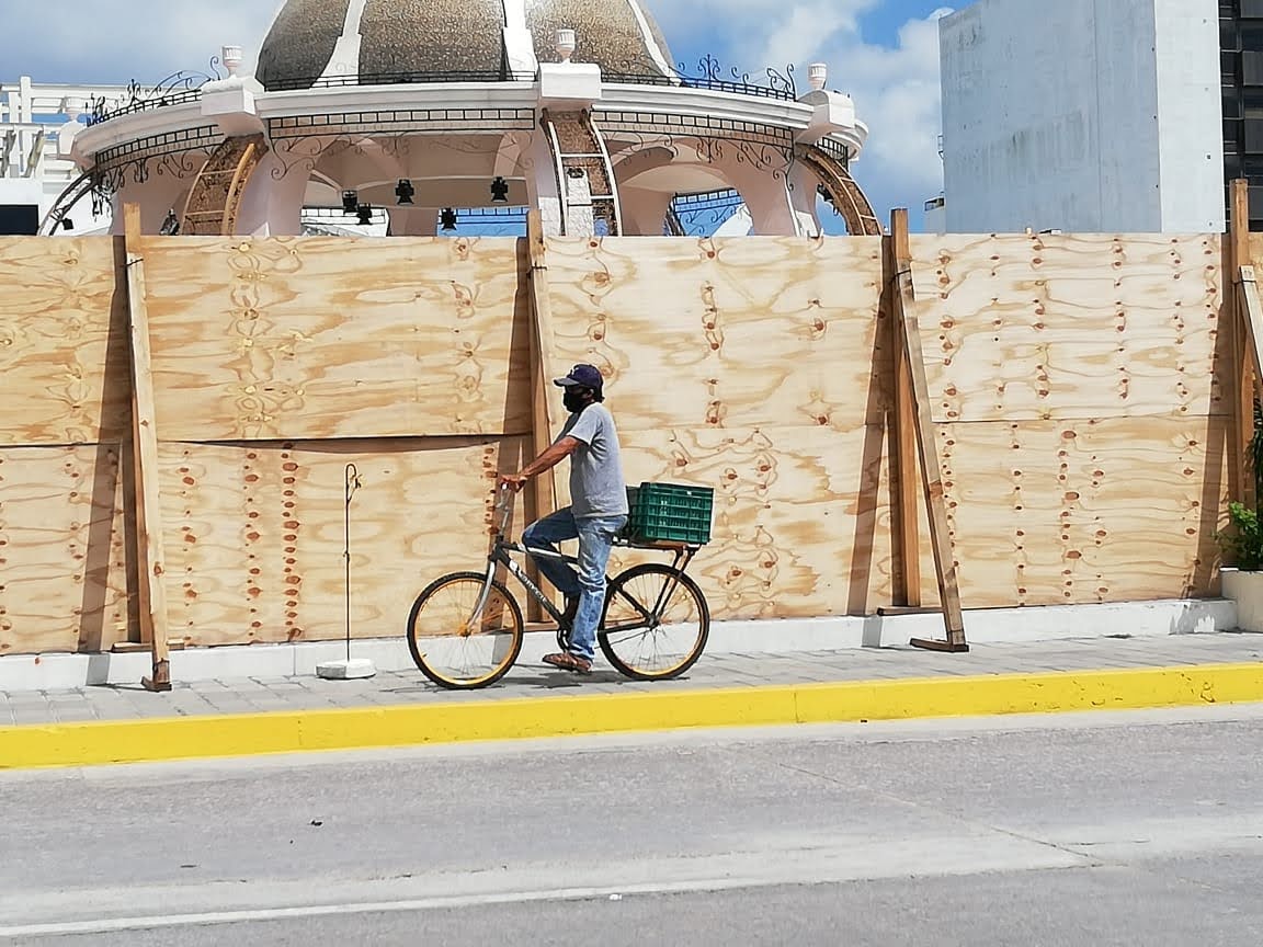 Transitan en bicicletas