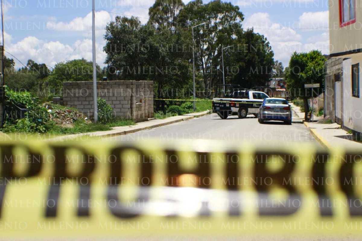 Elementos de la Policía Municipal acordonaron la zona con cintas amarillas. (Jesús Zavala)