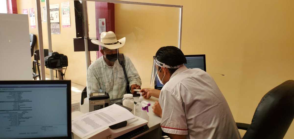 La entrega se realizó en los 11 Módulos de Atención Ciudadana que reiniciaron sus operaciones este lunes. (Especial)