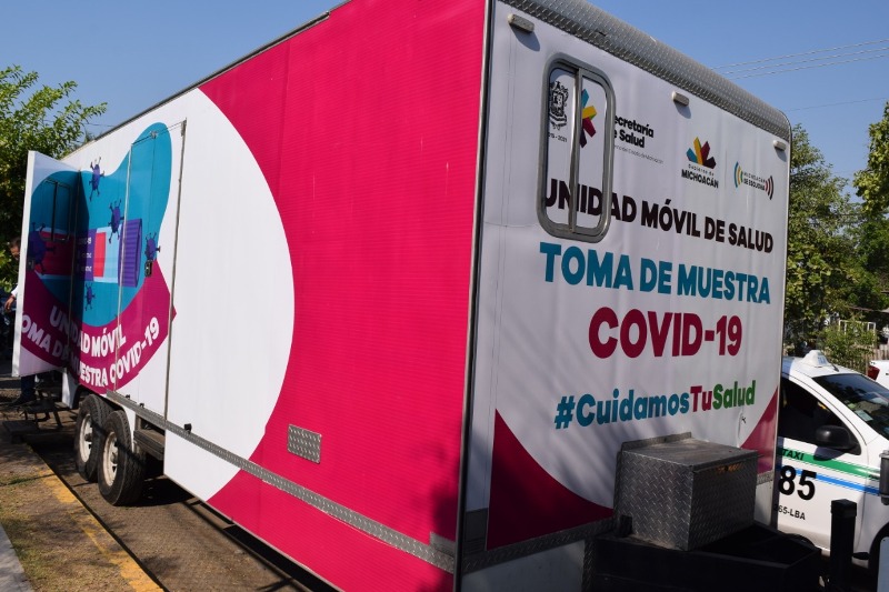 Al reabrir la mayoría de negocios y de espacios públicos también se disparó el número de contagios.