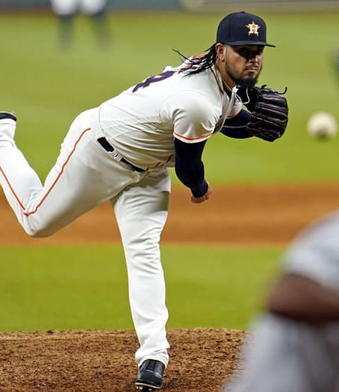 Roberto Osuna es colocado en la lista de lesionados por los Astros
