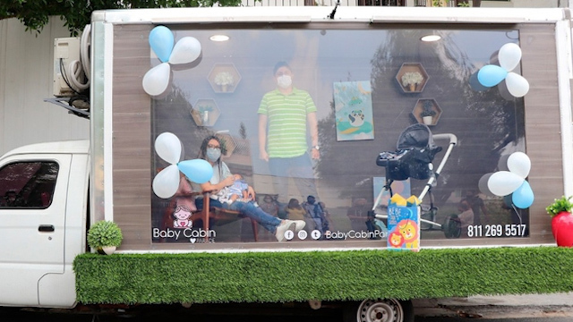Crean cabinas para presentar a bebés en tiempos de covid-19
