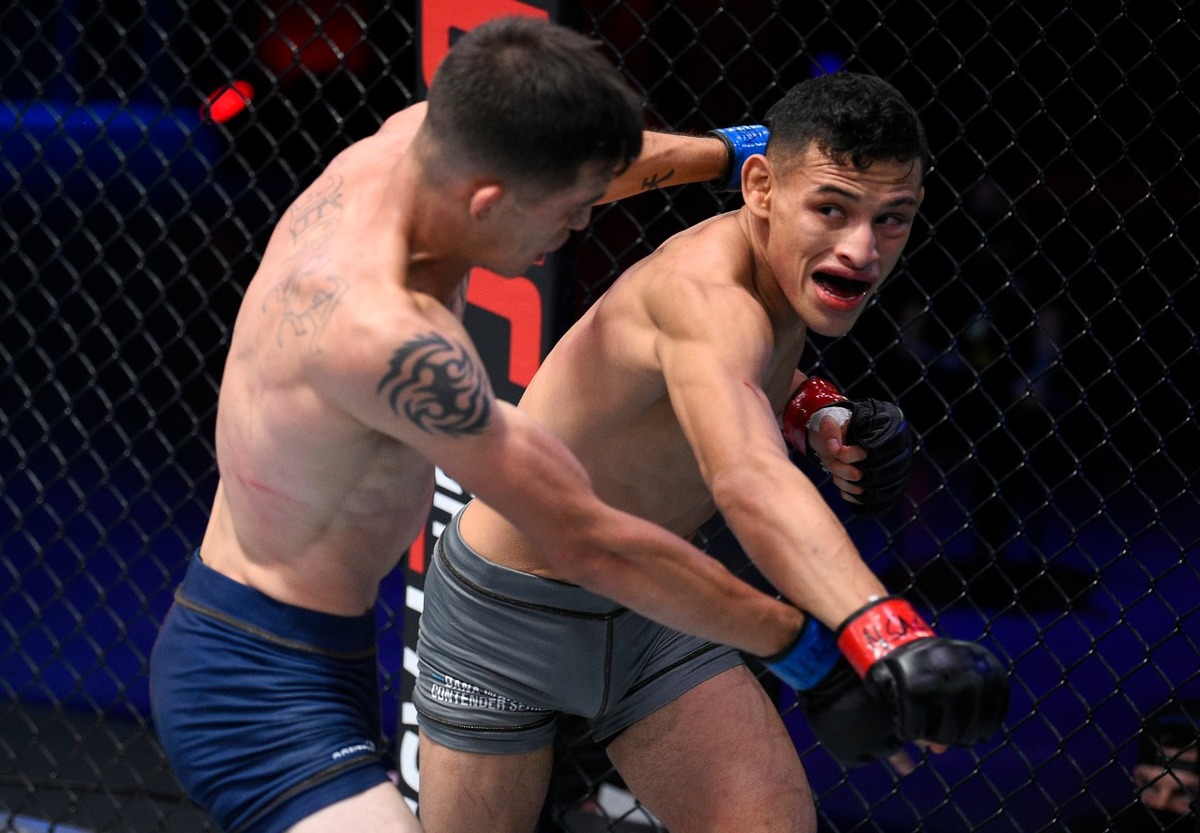 'Lazy boy' pierde por decisión ante Jerome Rivera (Cortesía UFC)