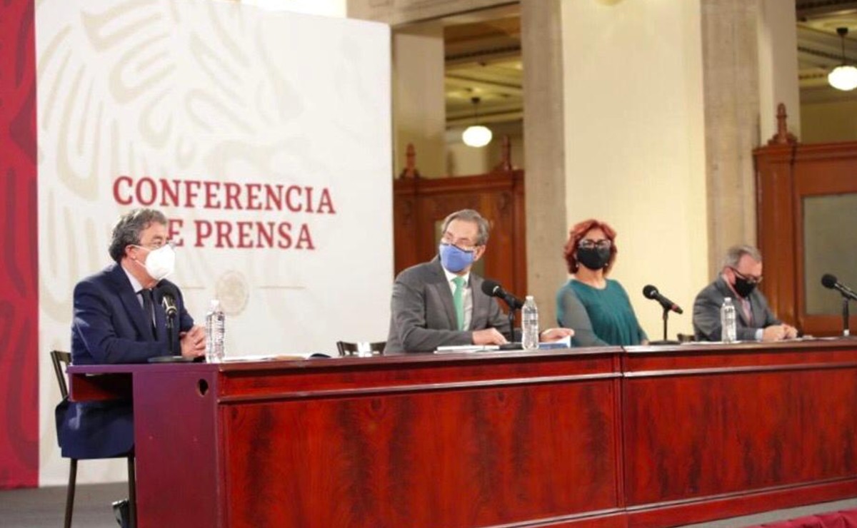 SEP pide a padres de familia a denunciar a funcionarios o docentes de escuelas públicas que intenten cobrar cuotas. (Especial)