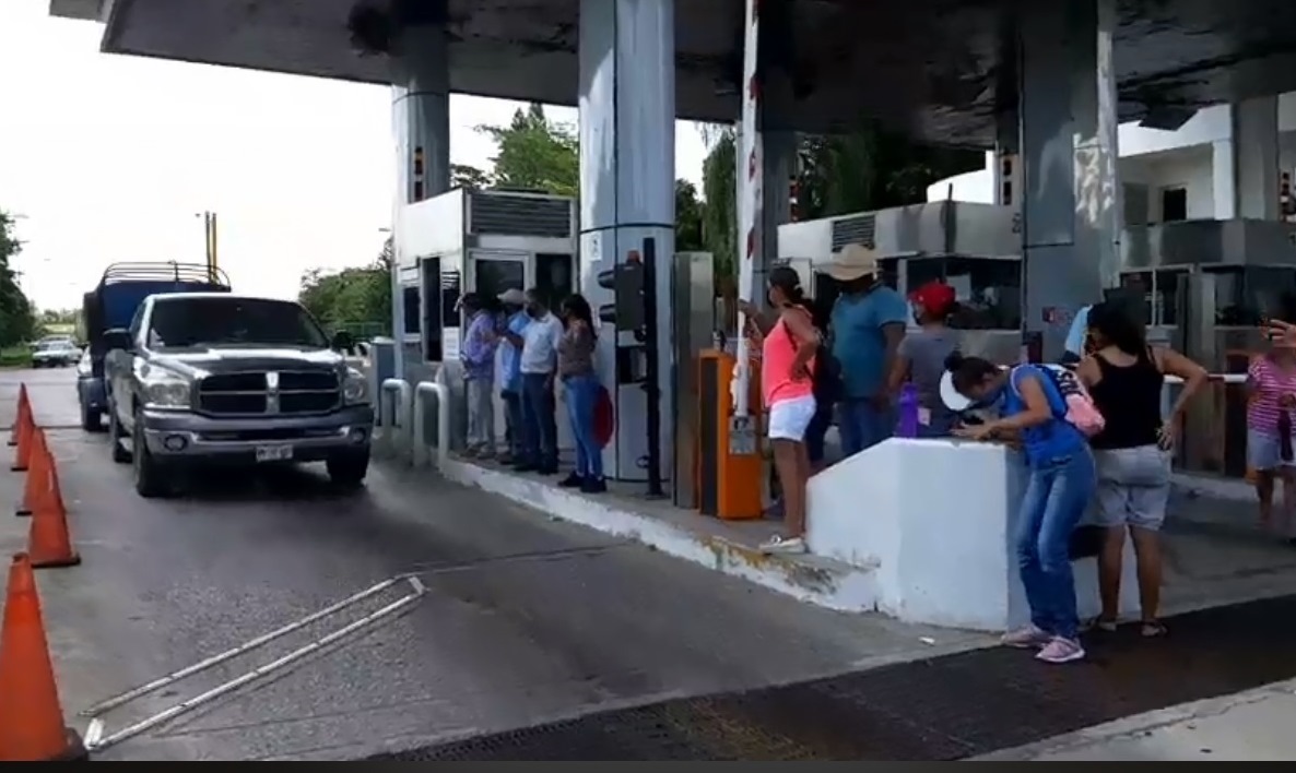 Ciudadanos están por cerrar la carretera Tampico Pánuco