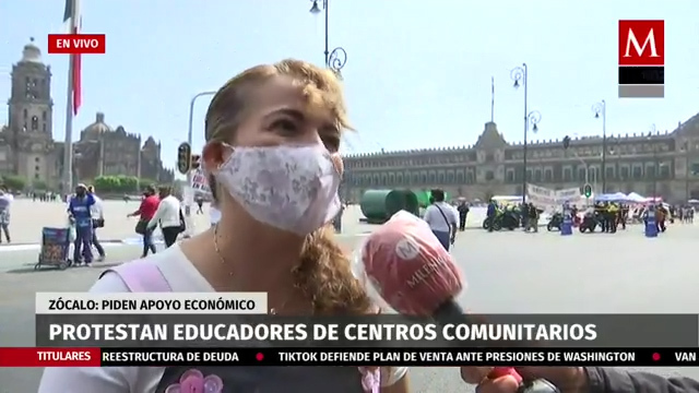 Protestan educadores en el Zócalo de la CdMx