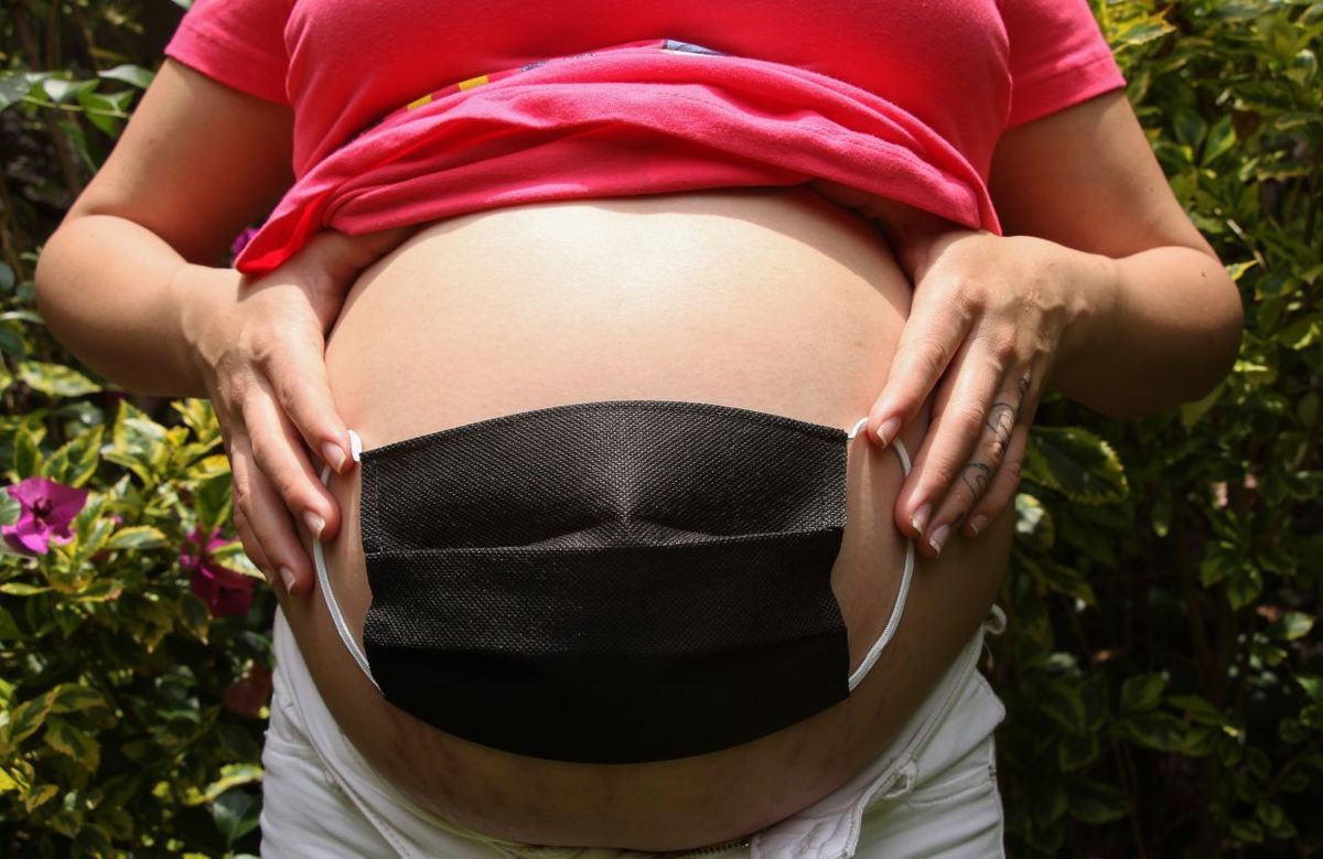 De acuerdo con la Conapo, los embarazos adolescentes aumentaron durante la pandemia por coronavirus. (Cuartoscuro)