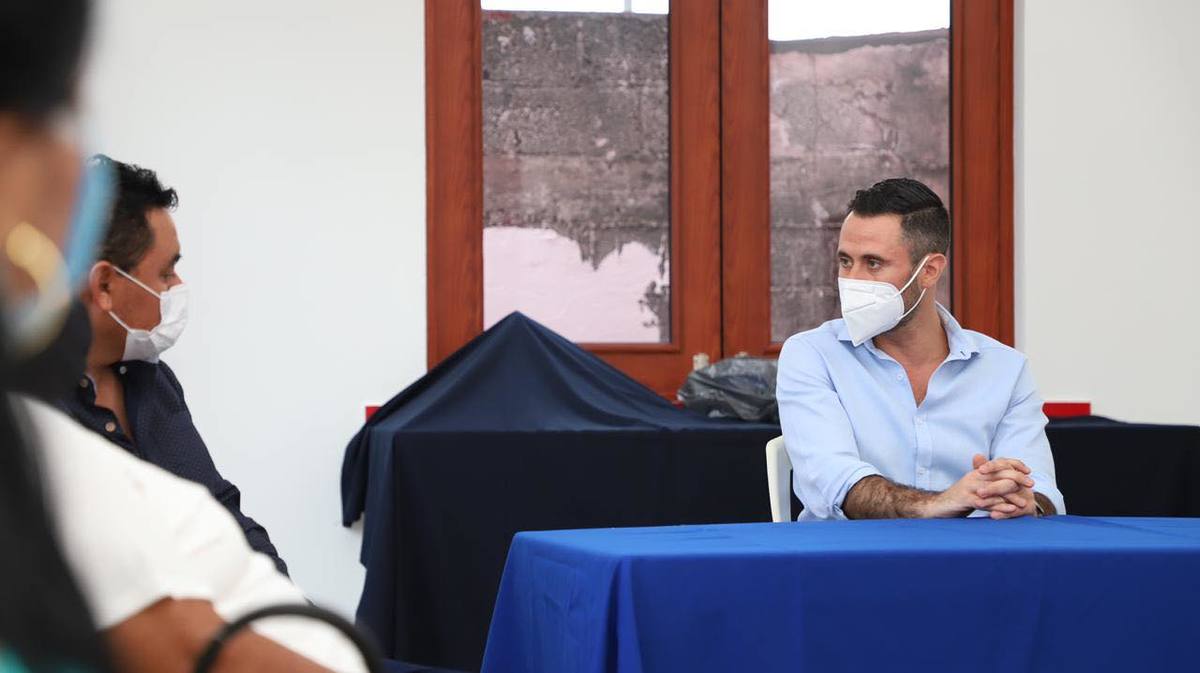 El alcalde de Medellín de Bravo informó que dio positivo a covid-19.