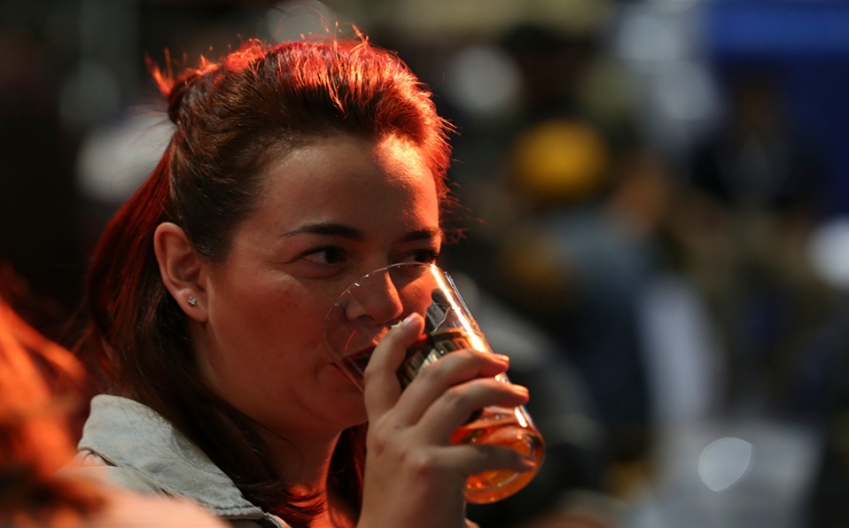La cerveza es de las bebidas alcohólicas que más se consumen en el país. (Octavio Hoyos)