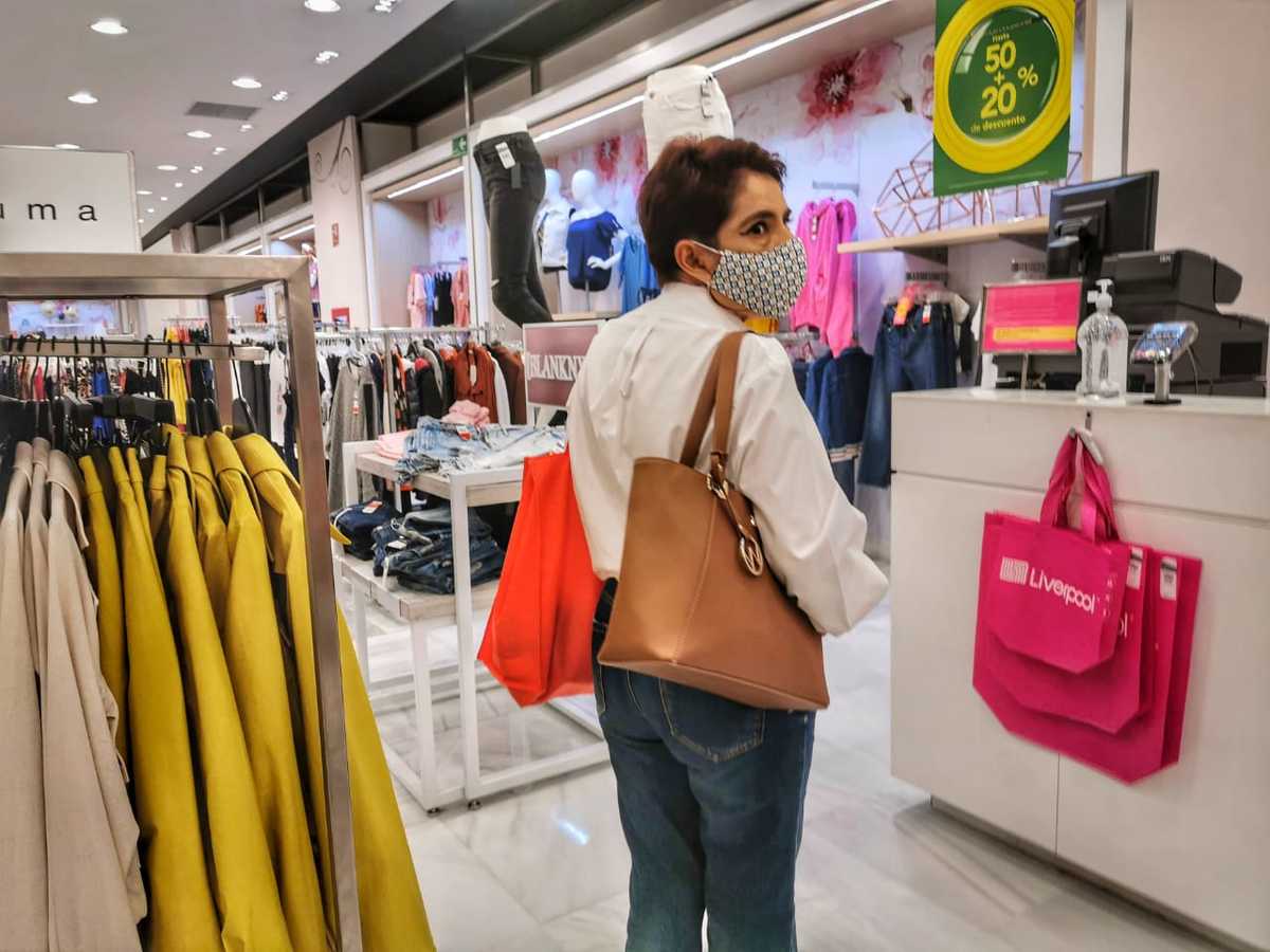Comercios y servicios podrán regresar a sus actividades económicas con 30% de aforo. (Melanie Torres)