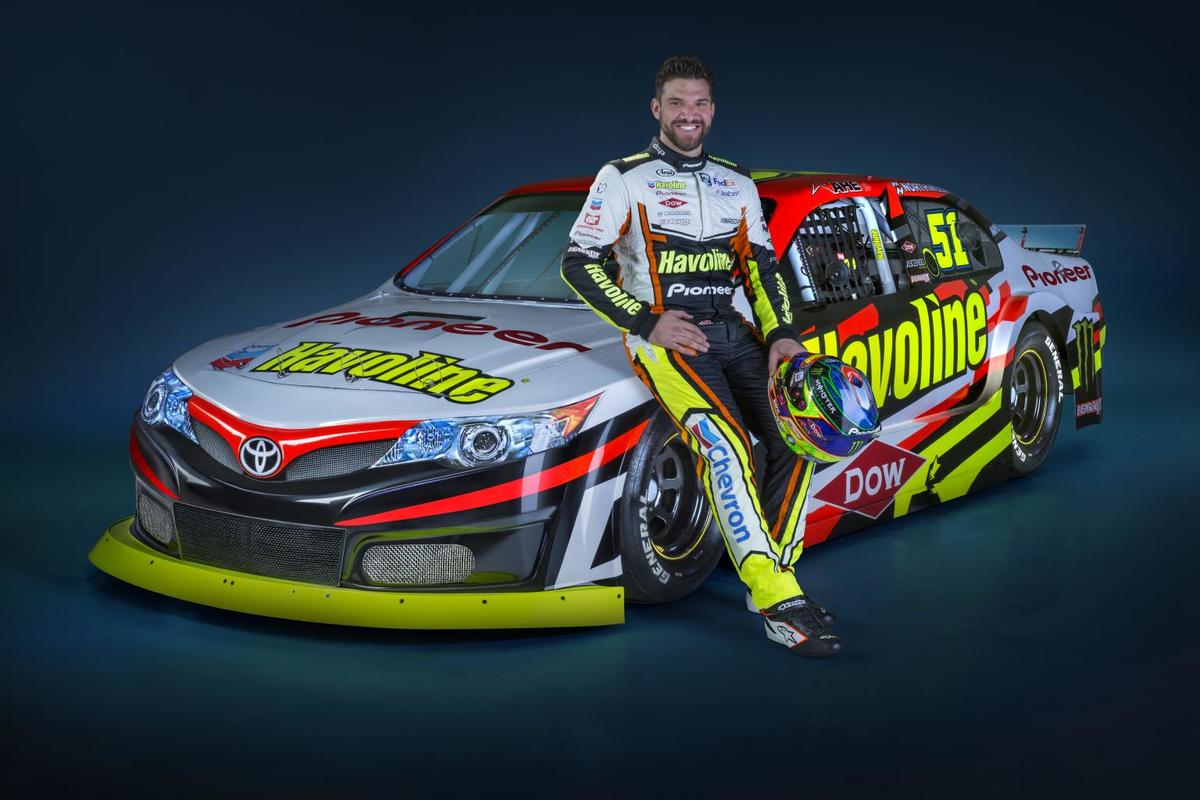 Jake Cosío presenta su auto para la temporada 2020 de Nascar México (Cortesía)