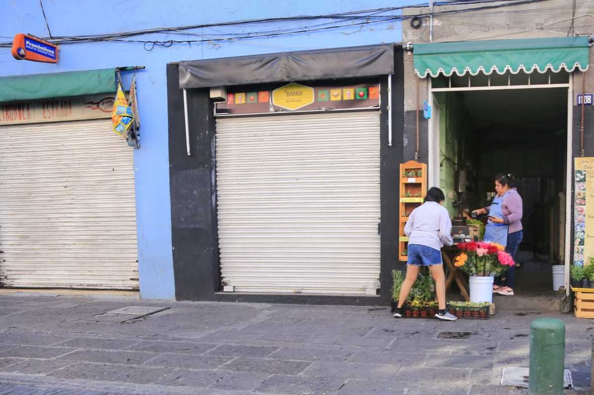 La reapertura de algunos negocios con medidas sanitarias. (Andrés Lobato)