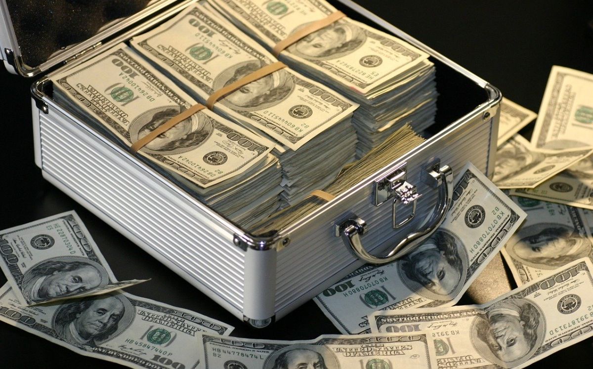 De enero a julio suman 152 transacciones, lo que representa 4 mil 716 millones de dólares en inversión. Foto: (Pixabay)