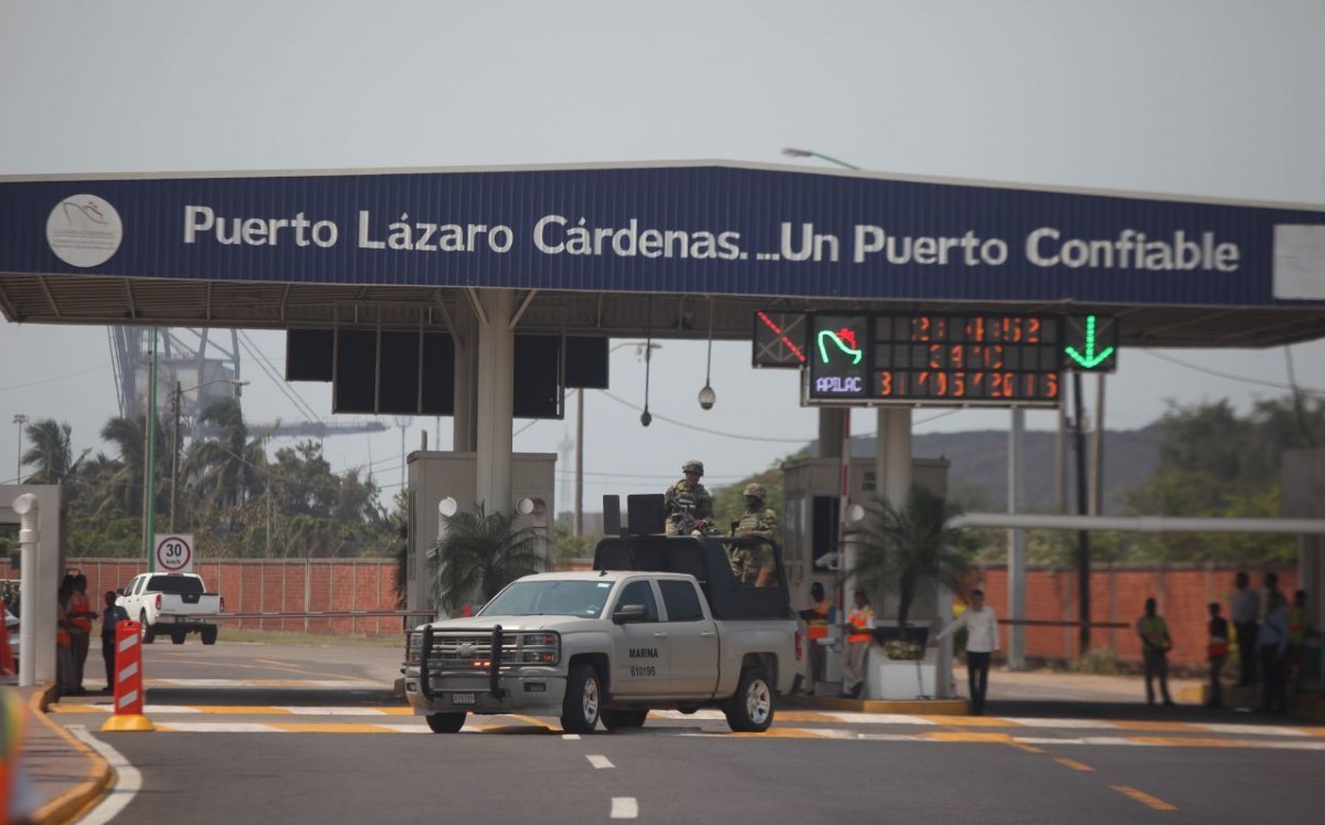 En el puerto de Lázaro Cárdenas, Michoacán, la ASF encontró irregularidades al fiscalizar el uso de los recursos federales de la Cuenta Pública 2015. 