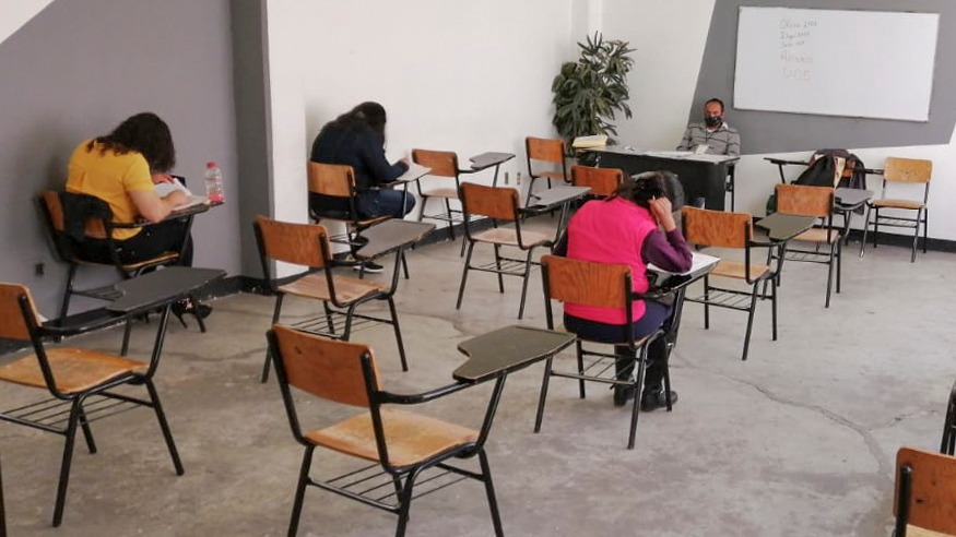 Cuotas escolares no deben condicionar la educación de los estudiantes, advierte la SEP. (Especial)