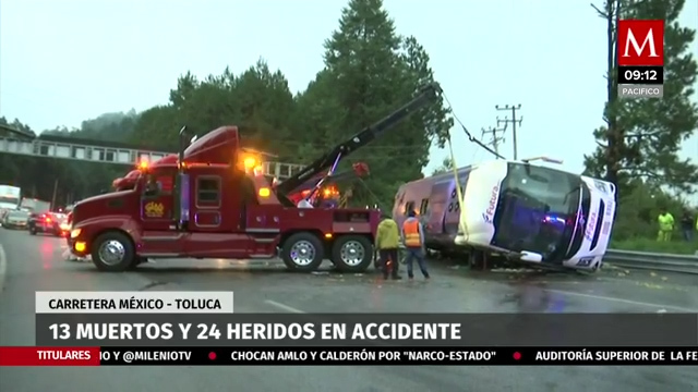 Volcadura de autobús deja 13 muertos en la México-Toluca