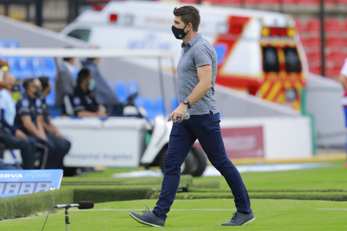 Alex Diego, técnico de Querétaro (Imago7)