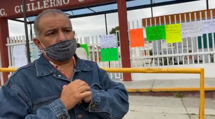 Padres de familia solicitaron disminuir la cuota escolar y otorgar una prórroga para pagarla. (Adolfo Tenahua)