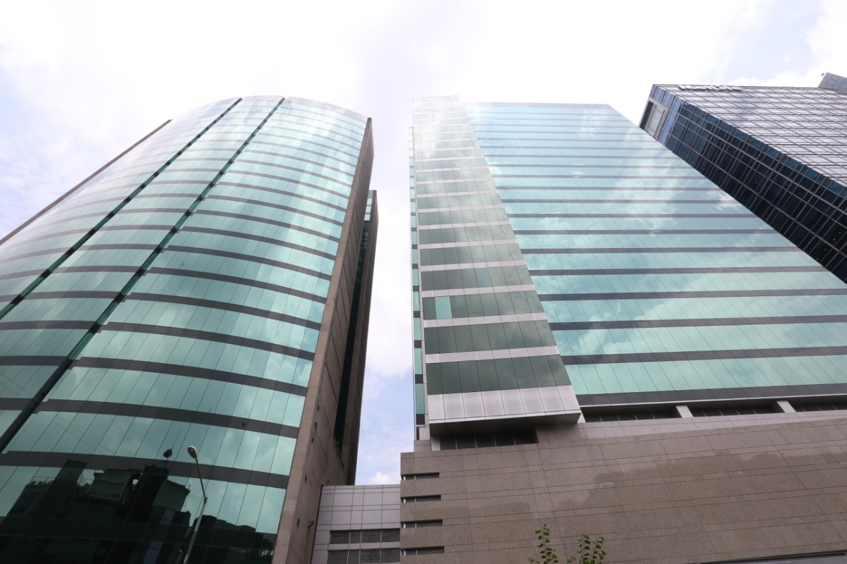 Lozoya fue recogido por helicópteros de PEMEX en varias ocasiones en la torre, de acuerdo a funcionarios consultados. (Octavio Hoyos)