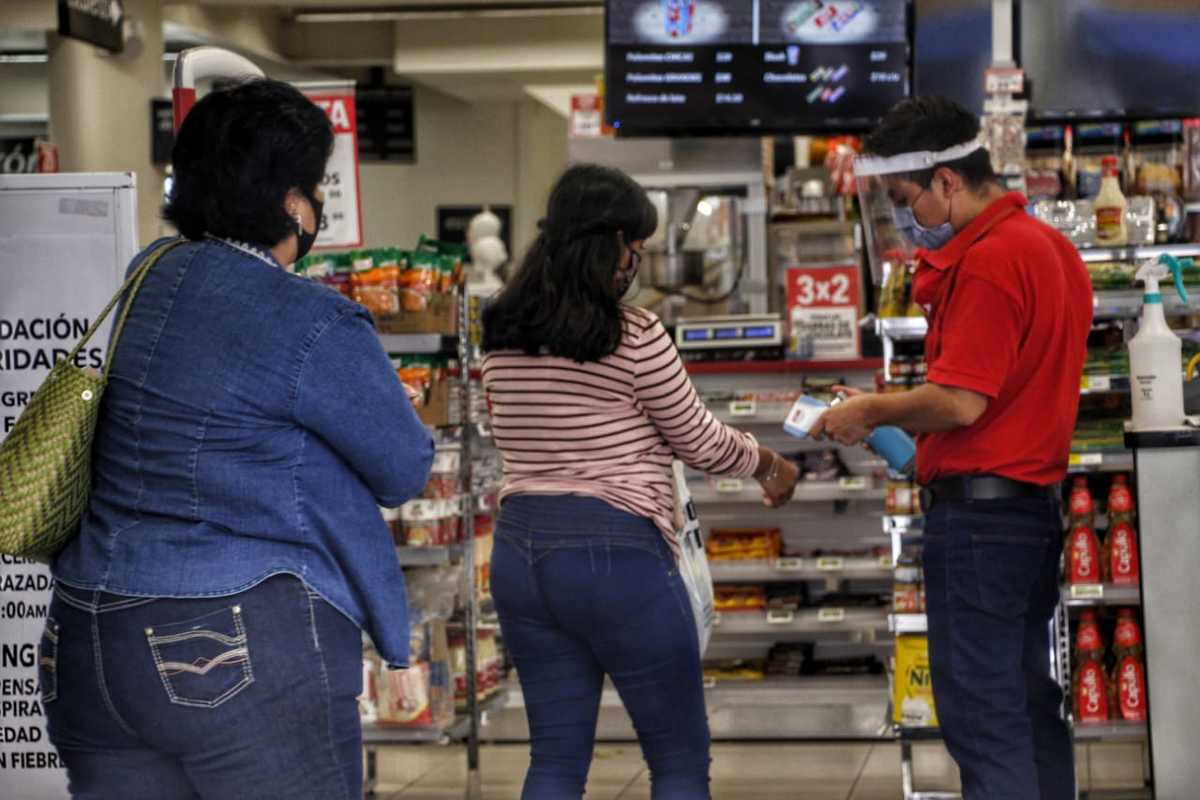 6 mil comercios han abierto sus puertas y el 60% de la victoria ha reactivado actividades. (Melanie Torres)