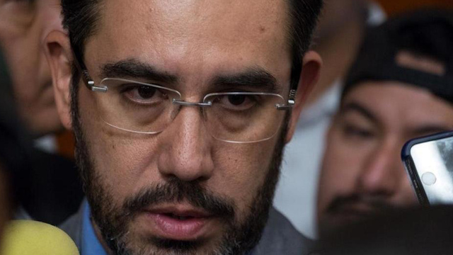 Jesús Orta busca amparo tras orden de aprehensión