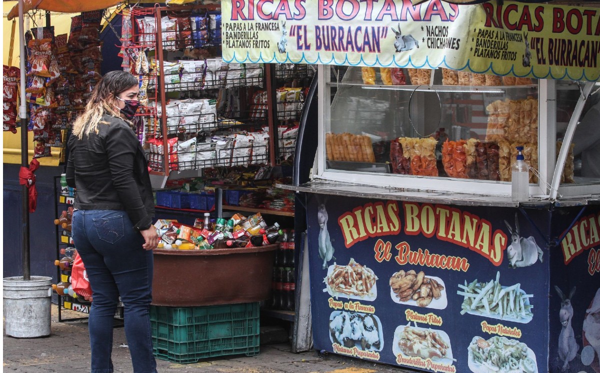 Oaxaca ya prohibió la venta de comida chatarra a menores. (Cuartoscuro)
