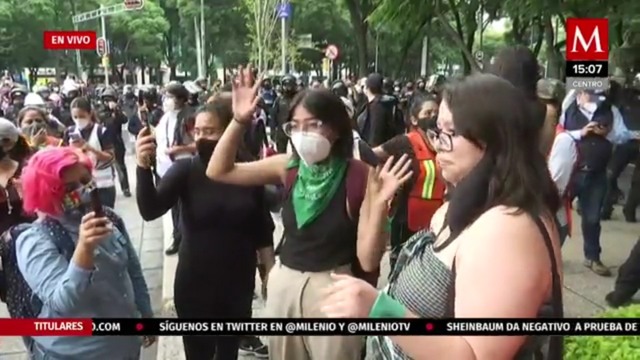 Se registra trifulca en el Ángel de la Independencia por movilizaciones feministas