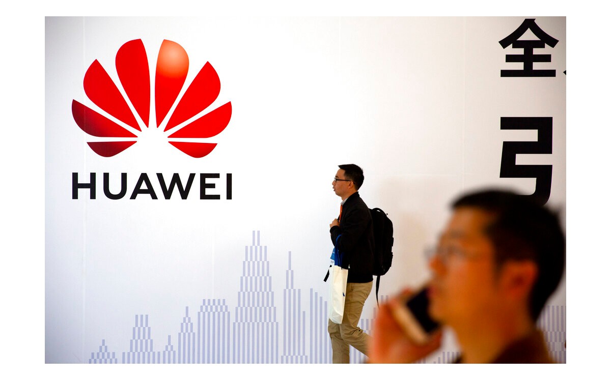 Washington bloqueó el año pasado el acceso de Huawei a los componentes y la tecnología estadunidenses. (AP)