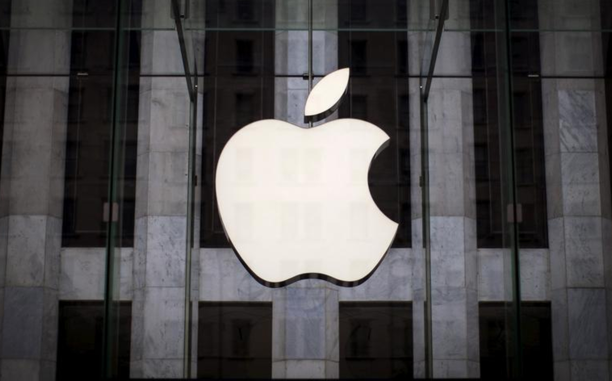 Apple también fue la primera en alcanzar el billón de dólares. (Reuters)