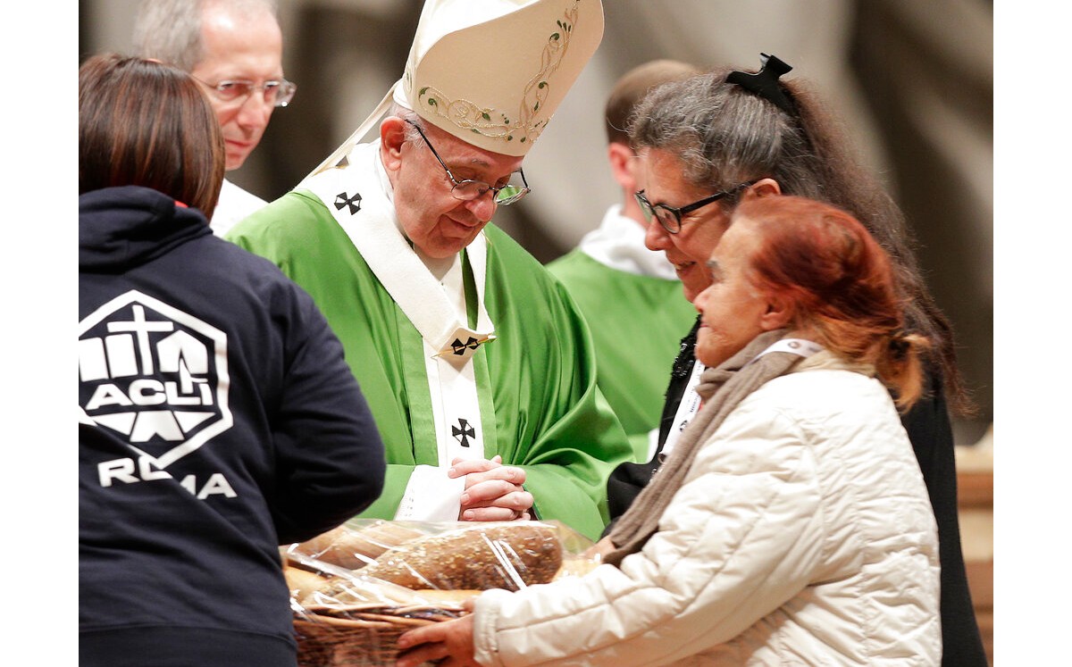 Para el Papa, la pandemia brinda la oportunidad de construir "algo diferente". (AP)