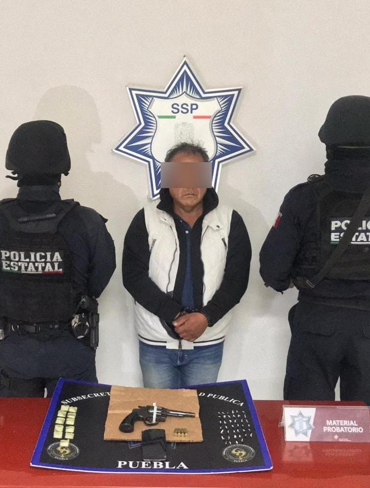 Sergio L., alias "El Sapo" fue detenido en posesión de droga y un arma de fuego. (Especial)