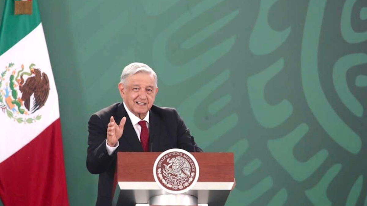 AMLO habla sobre video de Pío y David León