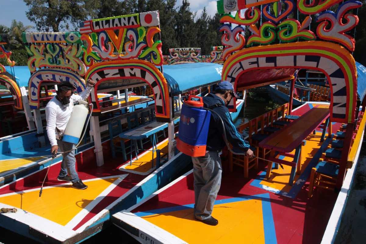 Reinician las actividades en los embarcaderos de Xochimilco a 3 meses del cierre por la pandemia del covid-19. ( Jesús Quintanar)