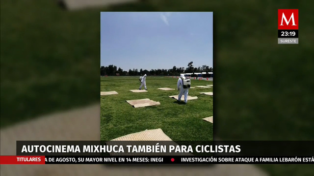 Las bicicletas también entran al autocinema Mixhuca de la CdMx