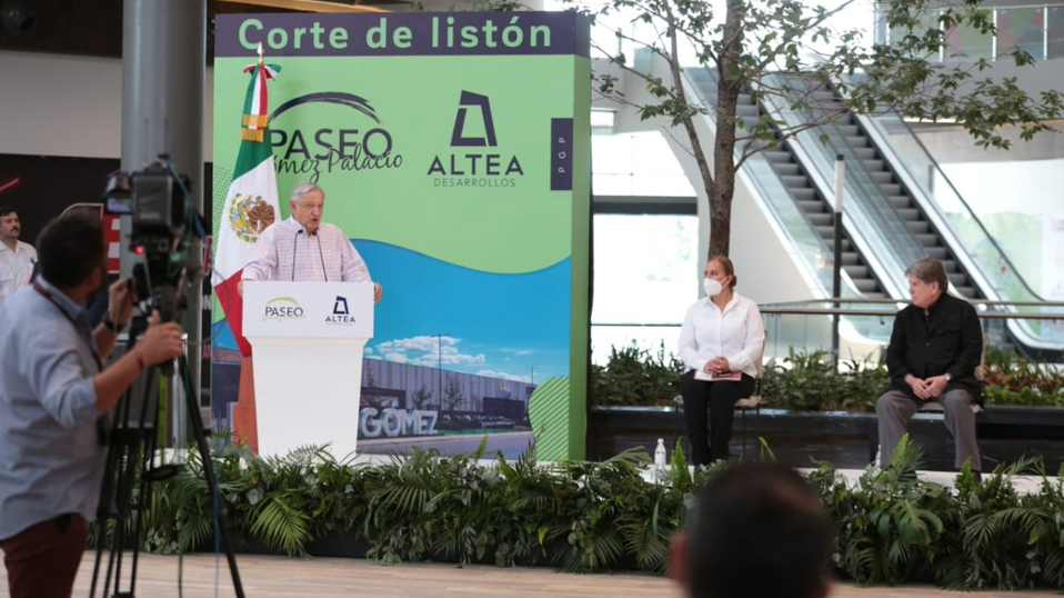 AMLO inaugura plaza comercial Paseo Gómez Palacio, en Durango