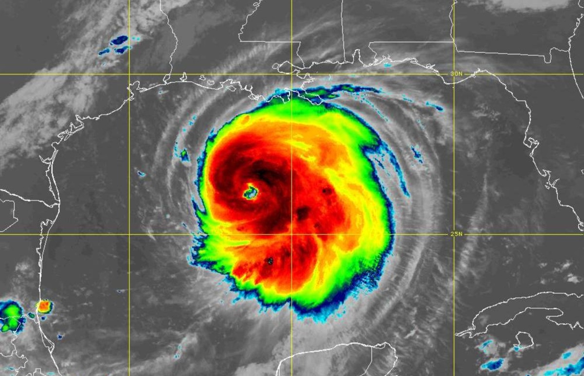Avance de huracán Laura en Estados Unidos. | Captura Twitter de NHC