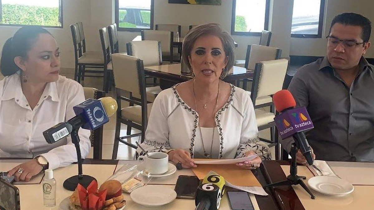 Bárbara Botello renuncia al PRI
