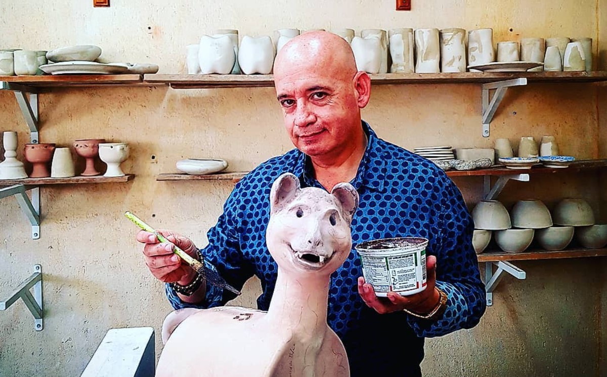 Fernando Albisua en pleno proceso creativo. (Especial)