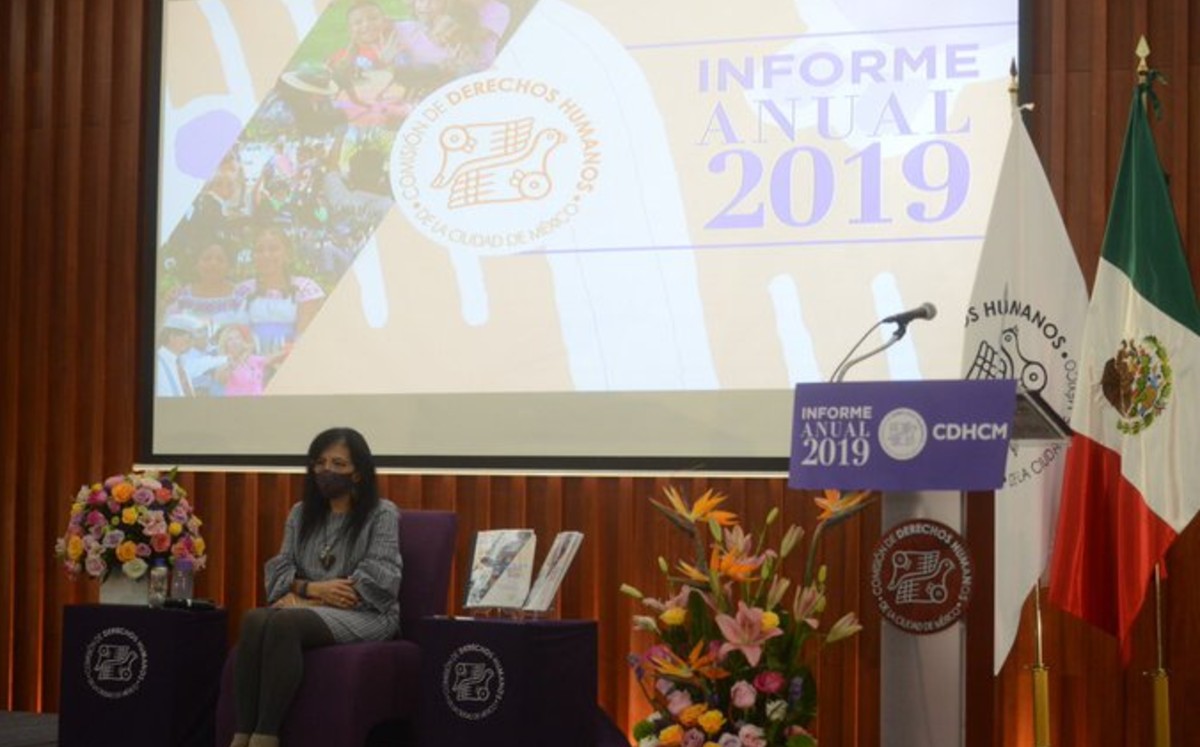 Presentación del informe de la titular de la CDHCDMX. (Tomado de @Claudiashein)