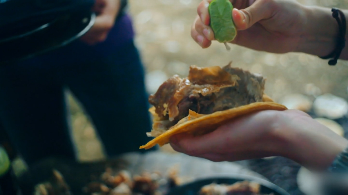 M2, con Susana Moscatel. Entrevista con productores de "La crónica del taco 2"