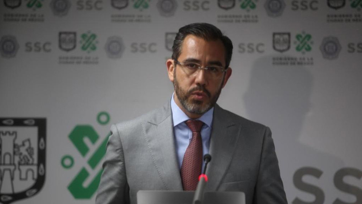 Juez rechaza conocer amparo de Jesús Orta contra orden de aprehensión