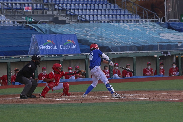 El equipo de Castro derrotó a Pérez en duelo de siete entradas (Fernando Carranza)