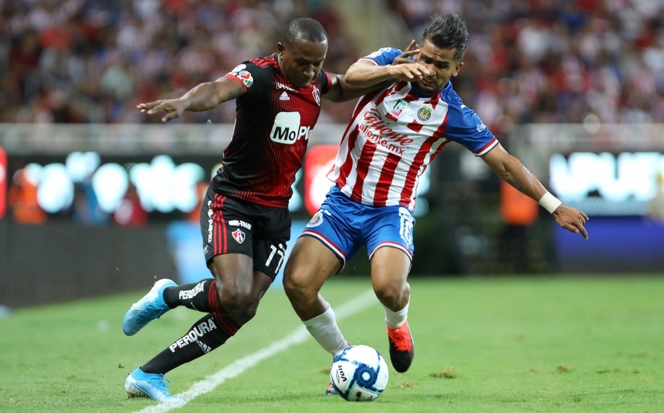 Chivas y Atlas en el Clásico Tapatío (Imago7)