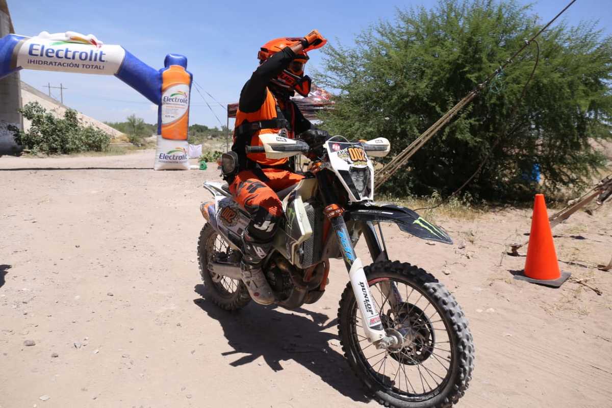Eric Yorba, piloto originario de Rosarito, Baja California, destacó la organización del rally. (Mauricio Román)