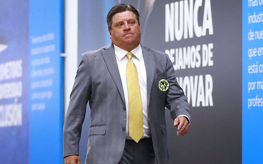 Miguel Herrera, entrenador del América (Imago7)