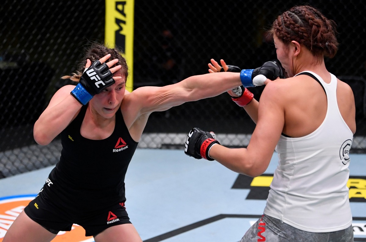 Victoria para Alexa Grasso en peso mosca (Cortesía UFC)