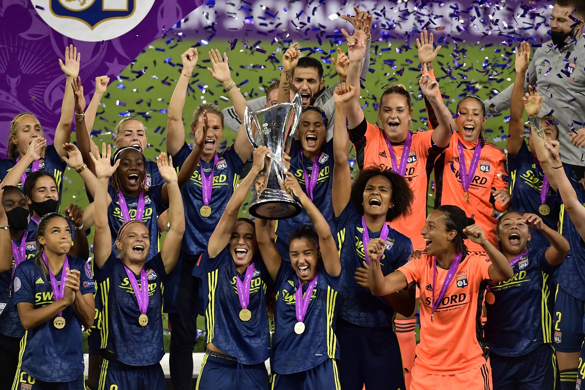 Lyon Femenil obtiene quinto campeonato consecutivo en la Champions League (Reuters)
