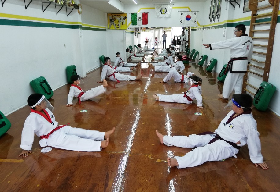 De manera paulatina, las escuelas de taekwondo en La Laguna han regresado. (Especial)